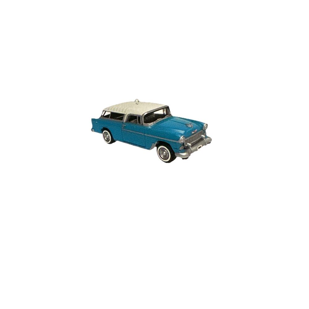 Hallmark Keepsake 2025 Lil' Classic Cars 1955 Chevrolet Nomad Wagon MiniOrnament
